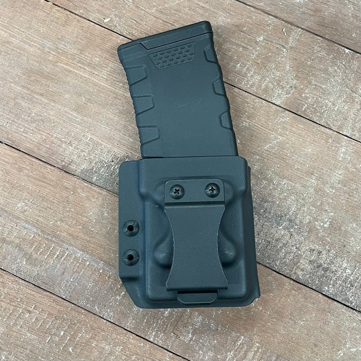 AR MAG RETENTION HOLDER