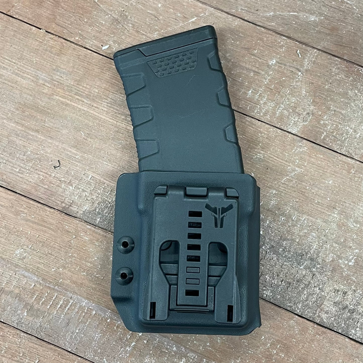 AR MAG RETENTION HOLDER