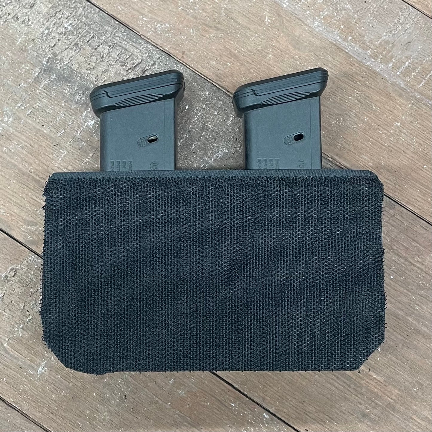 VELCRO BACK DOUBLE MAG HOLDER